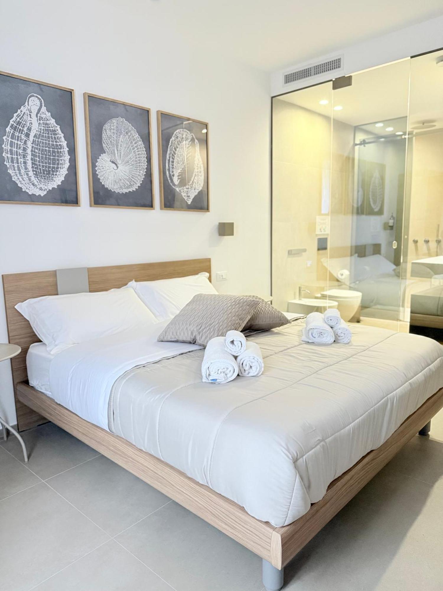 Santa Rosalia Suites Палермо Екстер'єр фото